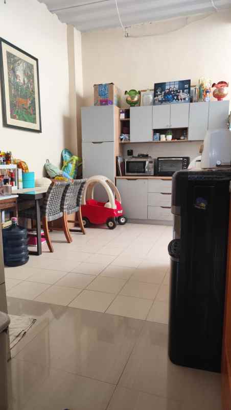 dijual rumah jalan elang raya