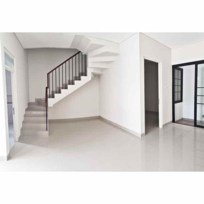 dijual rumah jalan lebak jaya