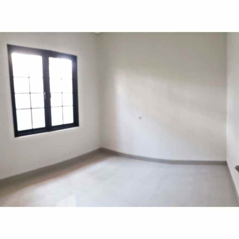 dijual rumah jalan lebak jaya