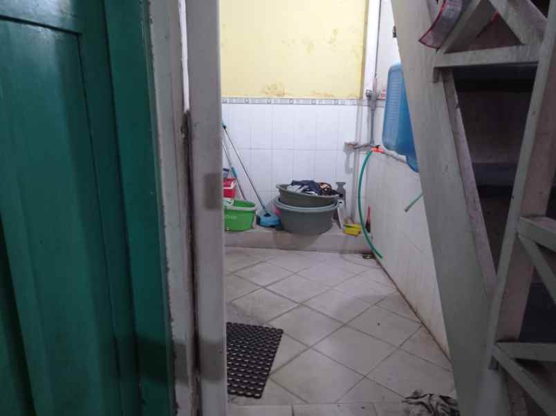 dijual rumah jalan mayjend panjaitan