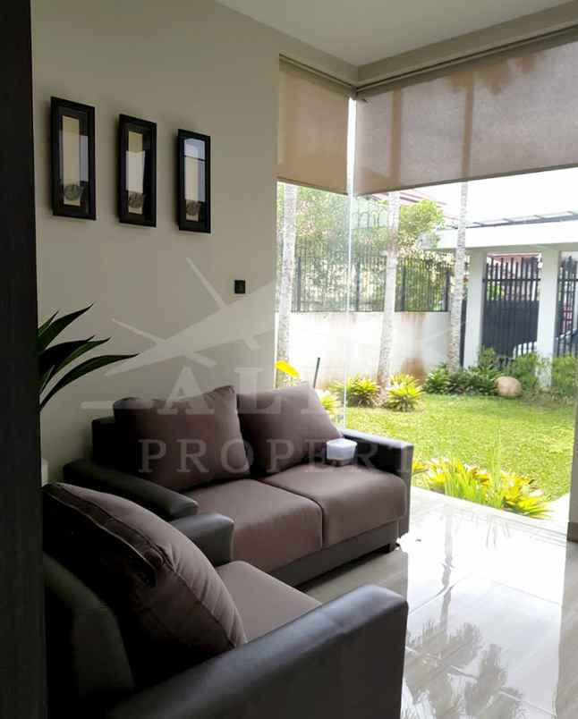 dijual rumah jalan parit haji husin 2