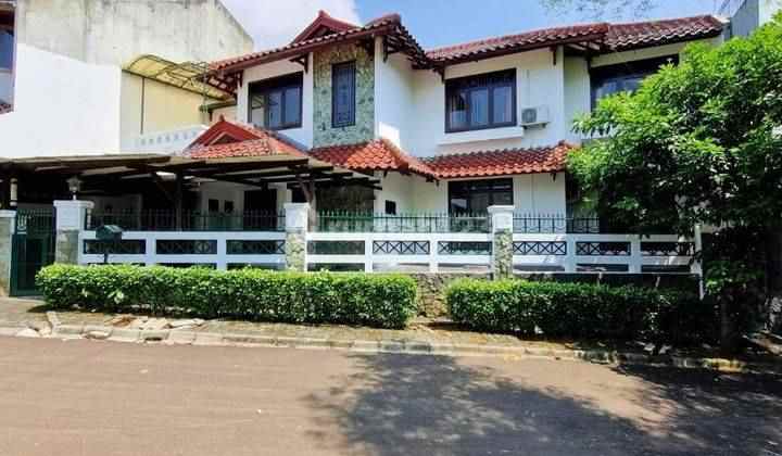 dijual rumah jalan puri cinere depok