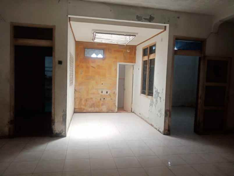 dijual rumah jalan raya rancasari