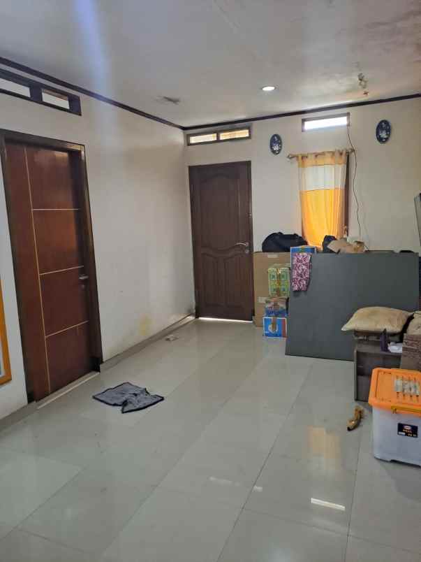 dijual rumah jalan raya rangkapan jaya