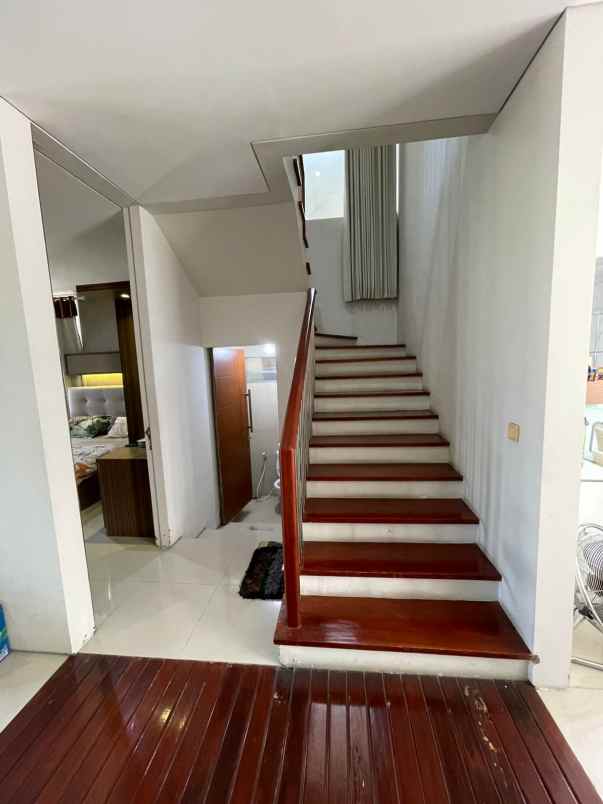 dijual rumah jalan stamford place citraland