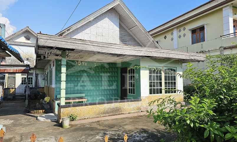 dijual rumah jalan wansagaf