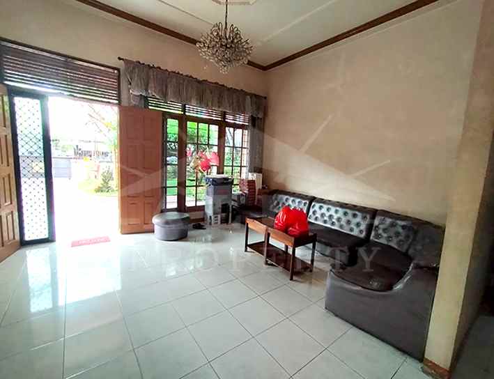 dijual rumah jalan wr supratman