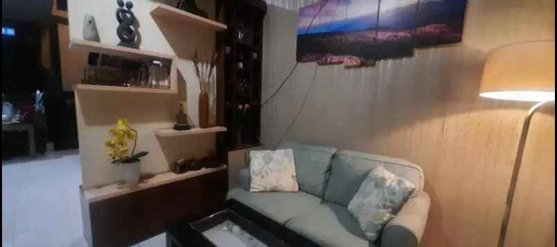 dijual rumah jambangan