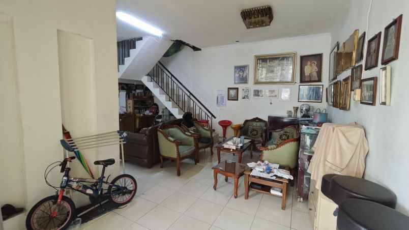 dijual rumah jati padang