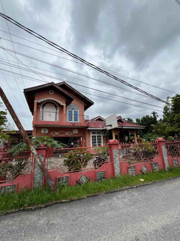 dijual rumah jl arifin ahmad
