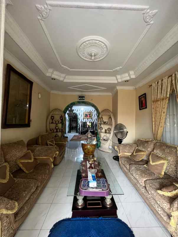 dijual rumah jl arifin ahmad