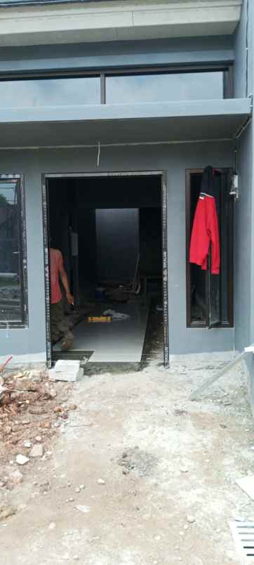 dijual rumah jl bambu apus raya rt 9 rw