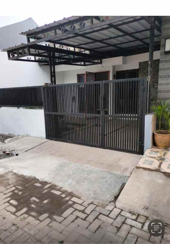 dijual rumah jl benda raya