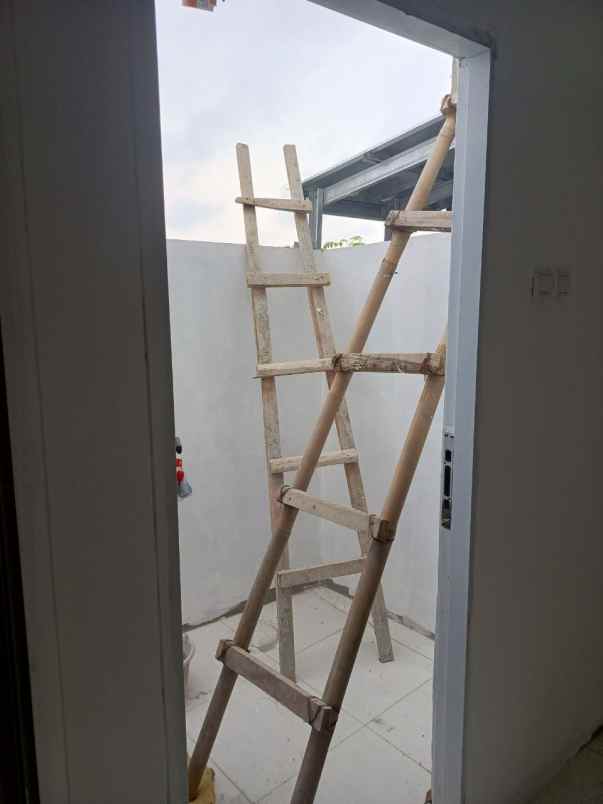 dijual rumah jl bintara 1