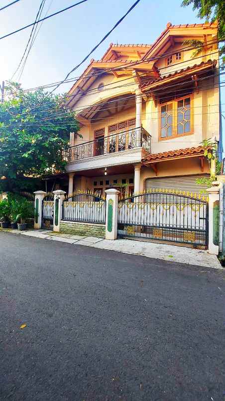 dijual rumah jl buaran duren sawit