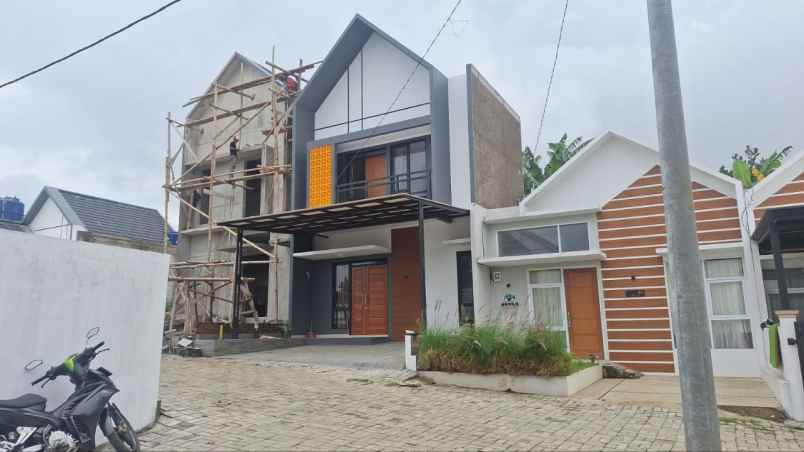 dijual rumah jl cijamil mekarsari ngamprah