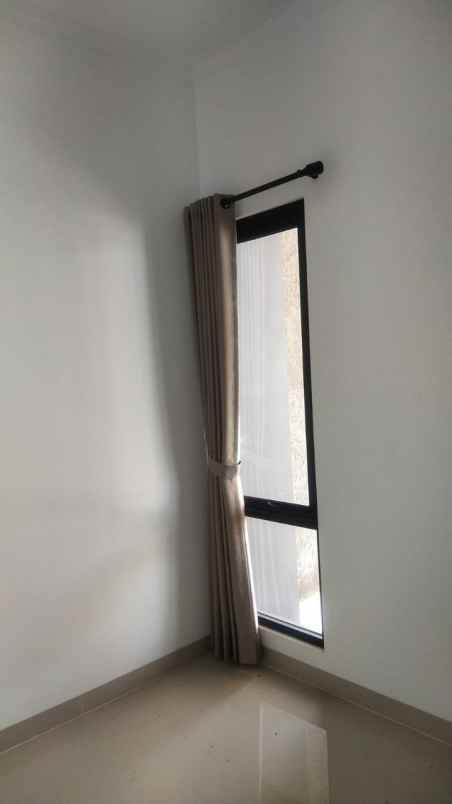 dijual rumah jl cijamil mekarsari ngamprah