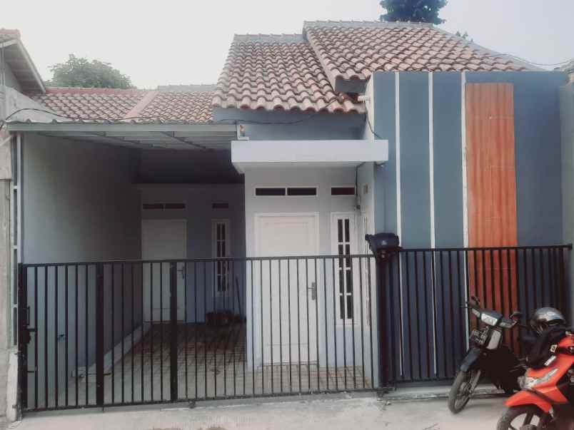 dijual rumah jl gang musollah