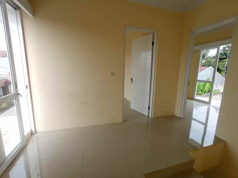 dijual rumah jl h milun pengasinan