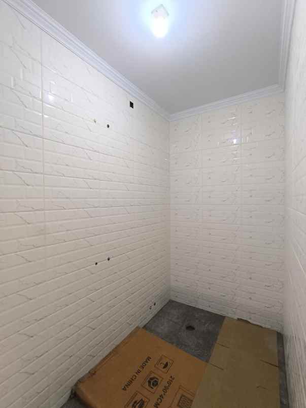 dijual rumah jl ikan rawamangun jakarta