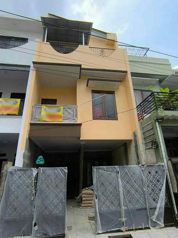 dijual rumah jl ikan rawamangun jakarta