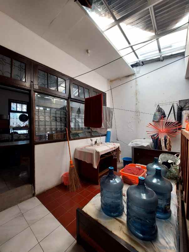 dijual rumah jl jati makmur