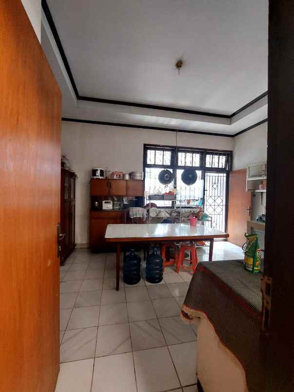 dijual rumah jl jati makmur