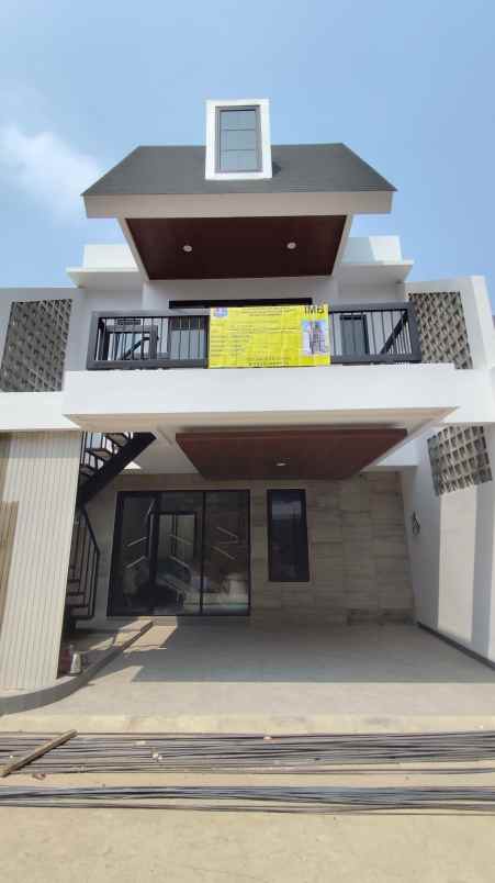 dijual rumah jl joe klp tiga no 29 rt 2