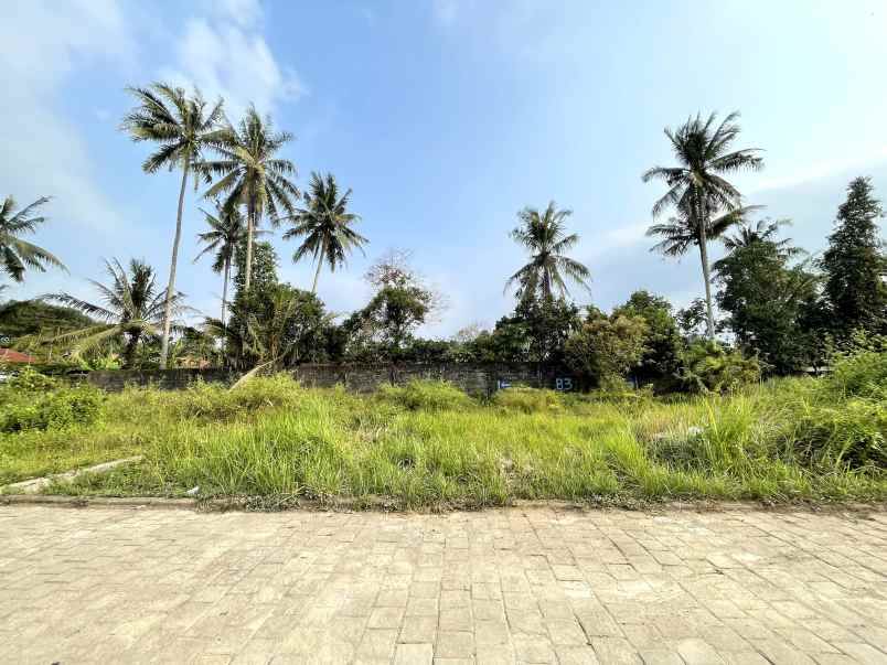 dijual rumah jl kebon agung