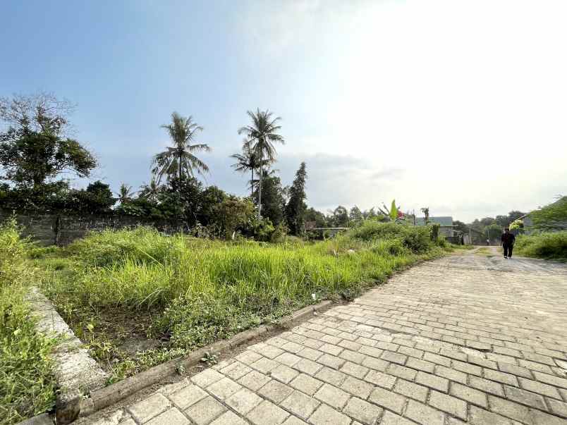 dijual rumah jl kebon agung