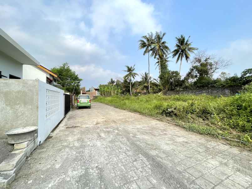 dijual rumah jl kebon agung