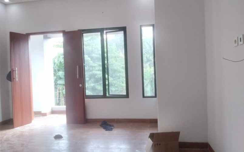 dijual rumah jl kelapa sawit cinere