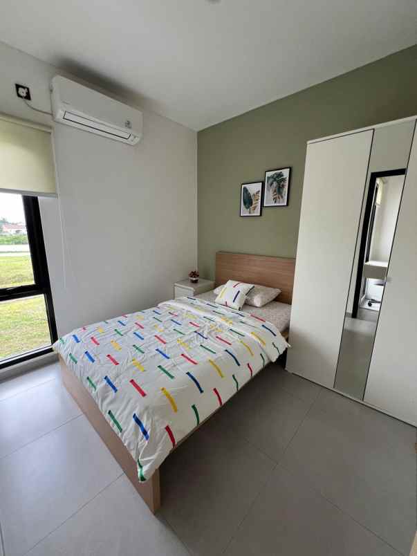 dijual rumah jl kemang pratama raya