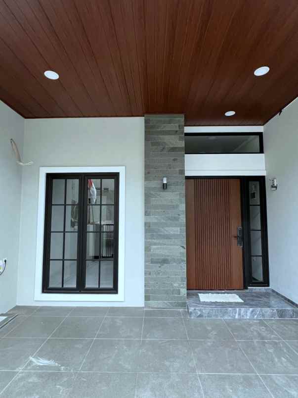 dijual rumah jl kembar regol