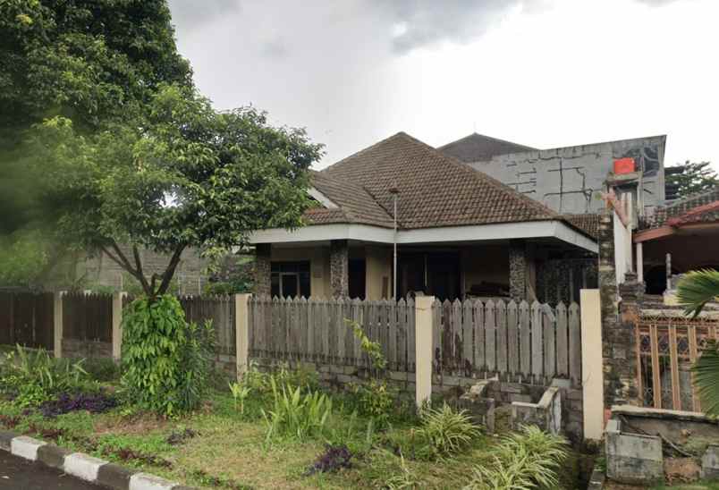 dijual rumah jl kenanga jakasampurna