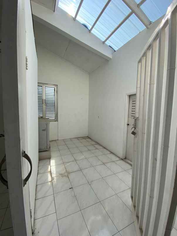 dijual rumah jl kp dukuh kramat jati