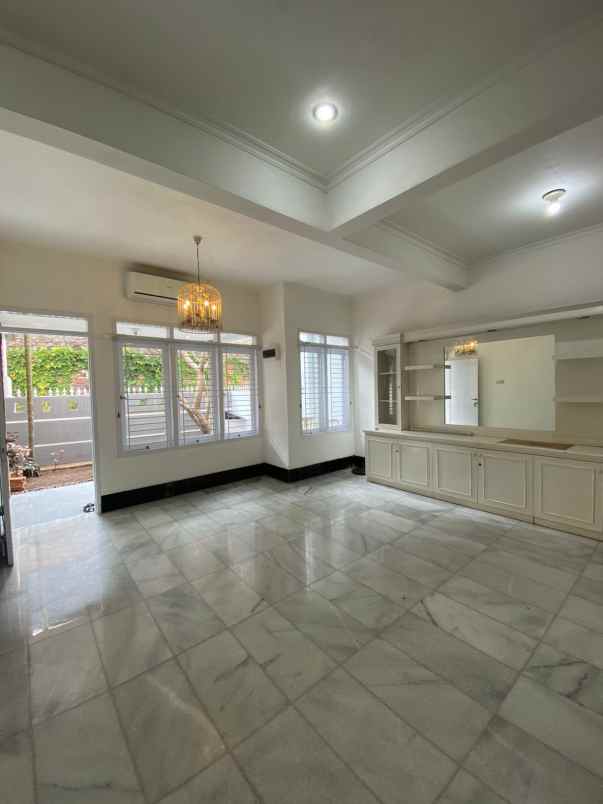 dijual rumah jl kp dukuh kramat jati