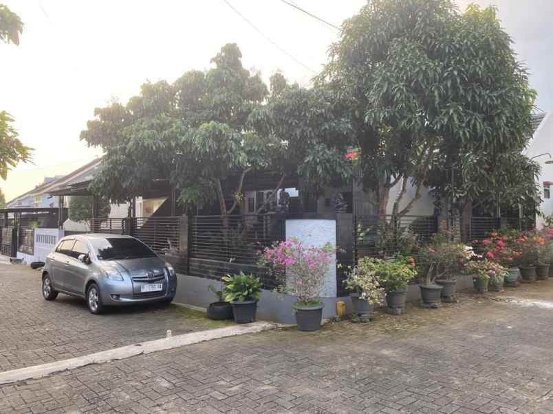 dijual rumah jl ks tubun