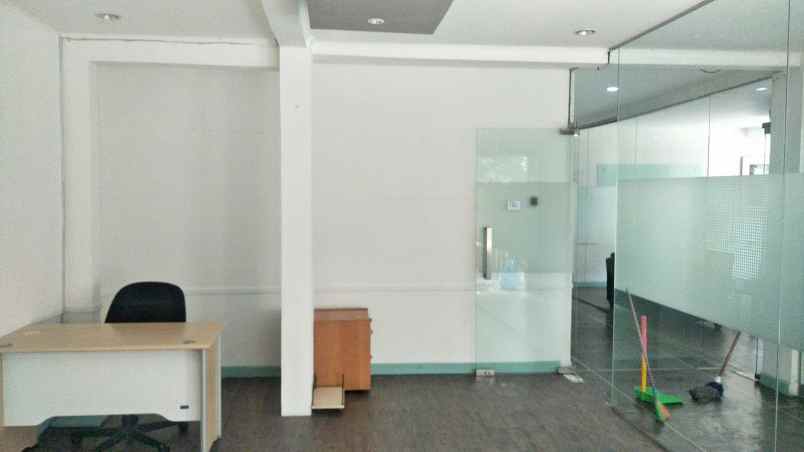 dijual rumah jl lamandau kebayoran baru