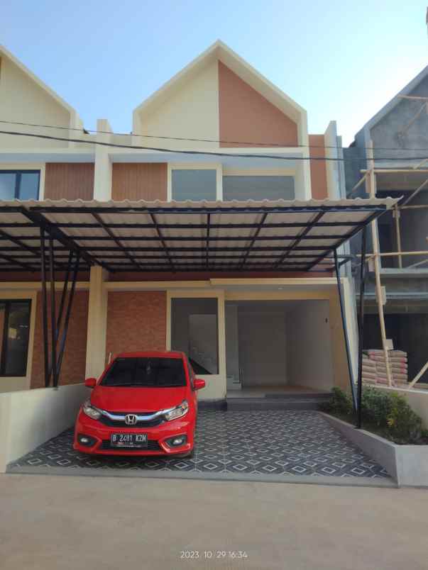 dijual rumah jl lembur 2 rt 002 rw 004