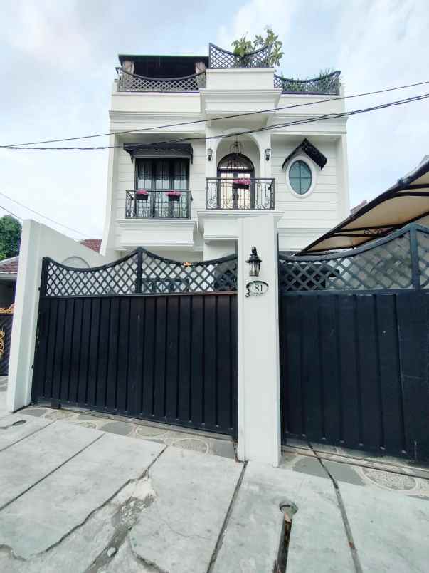 dijual rumah jl manunggal 9 condet jaktim