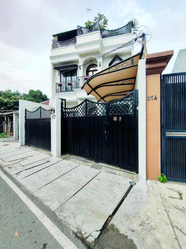 dijual rumah jl manunggal 9 condet jaktim