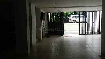 dijual rumah jl margasatwa kel pondok