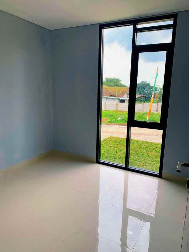 dijual rumah jl mekar sari ngamprah