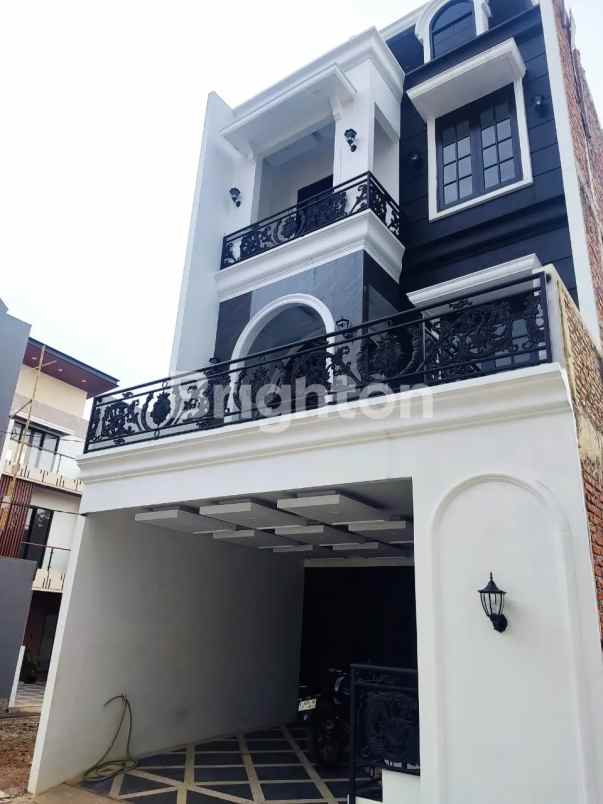 dijual rumah jl moh kahfi 2 jagakarsa