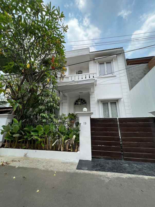 dijual rumah jl mutiara 1 blok j kav no