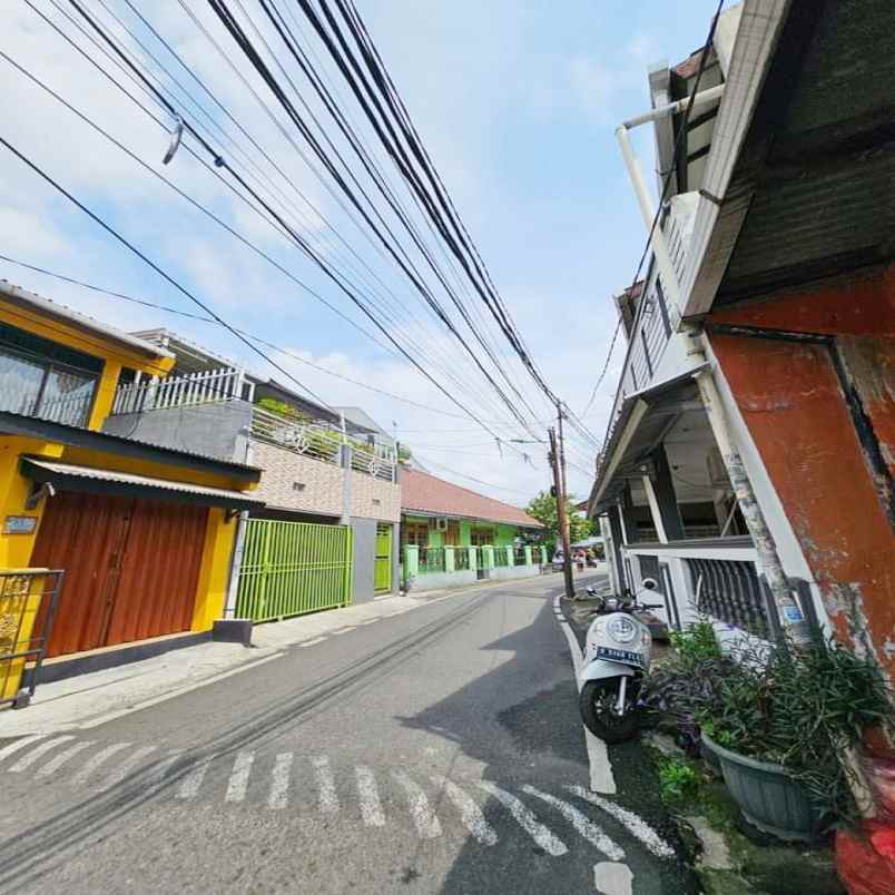 dijual rumah jl olahraga ii no 25 kel