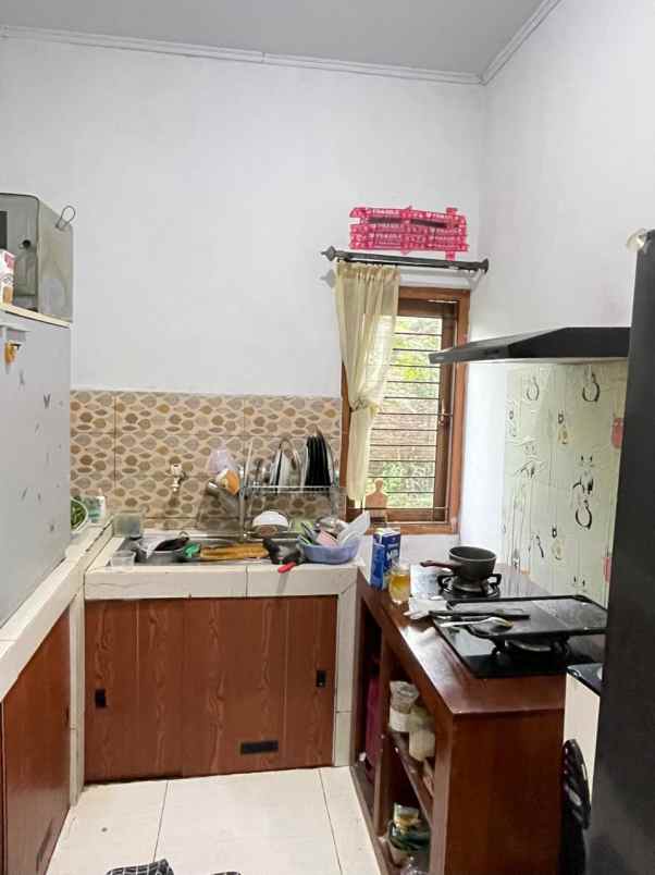 dijual rumah jl palagan gito gati