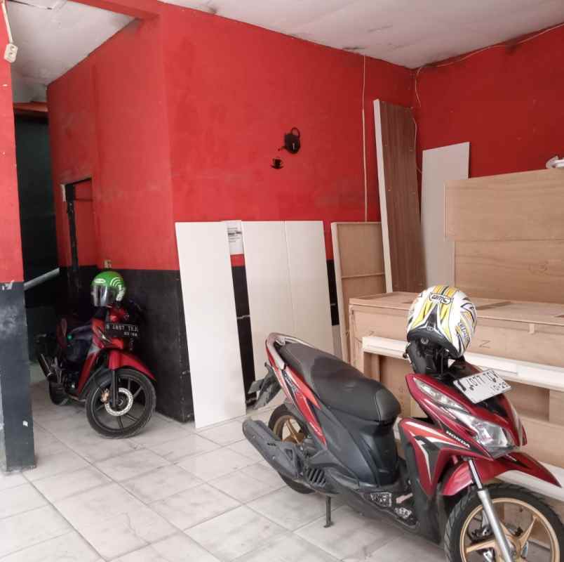 dijual rumah jl perjuangan teluk pucung