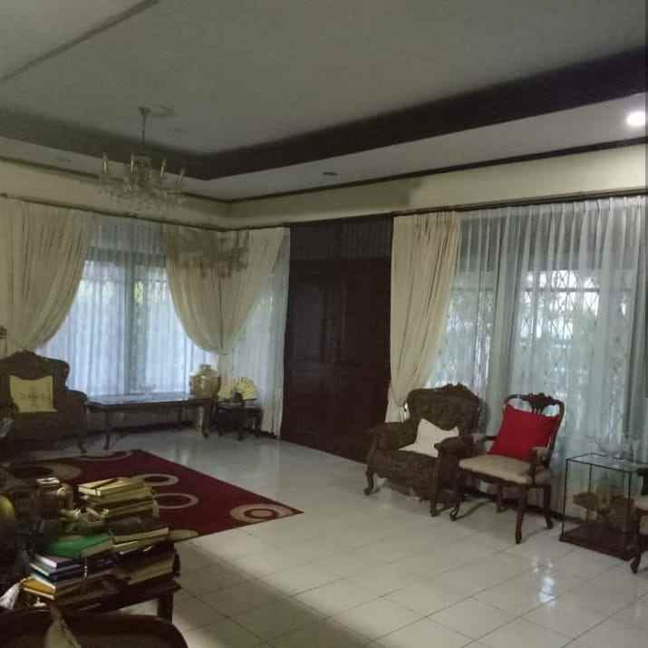 dijual rumah jl pertanian